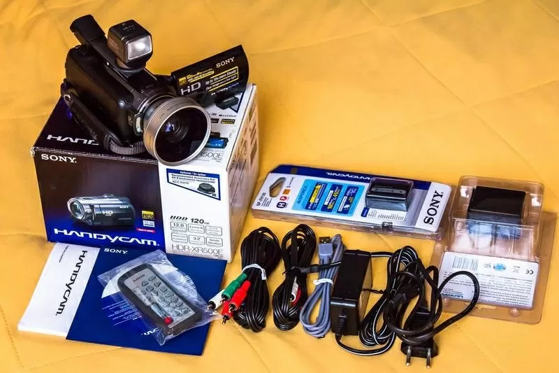Видеокамера SONY HDR-XR500E 4